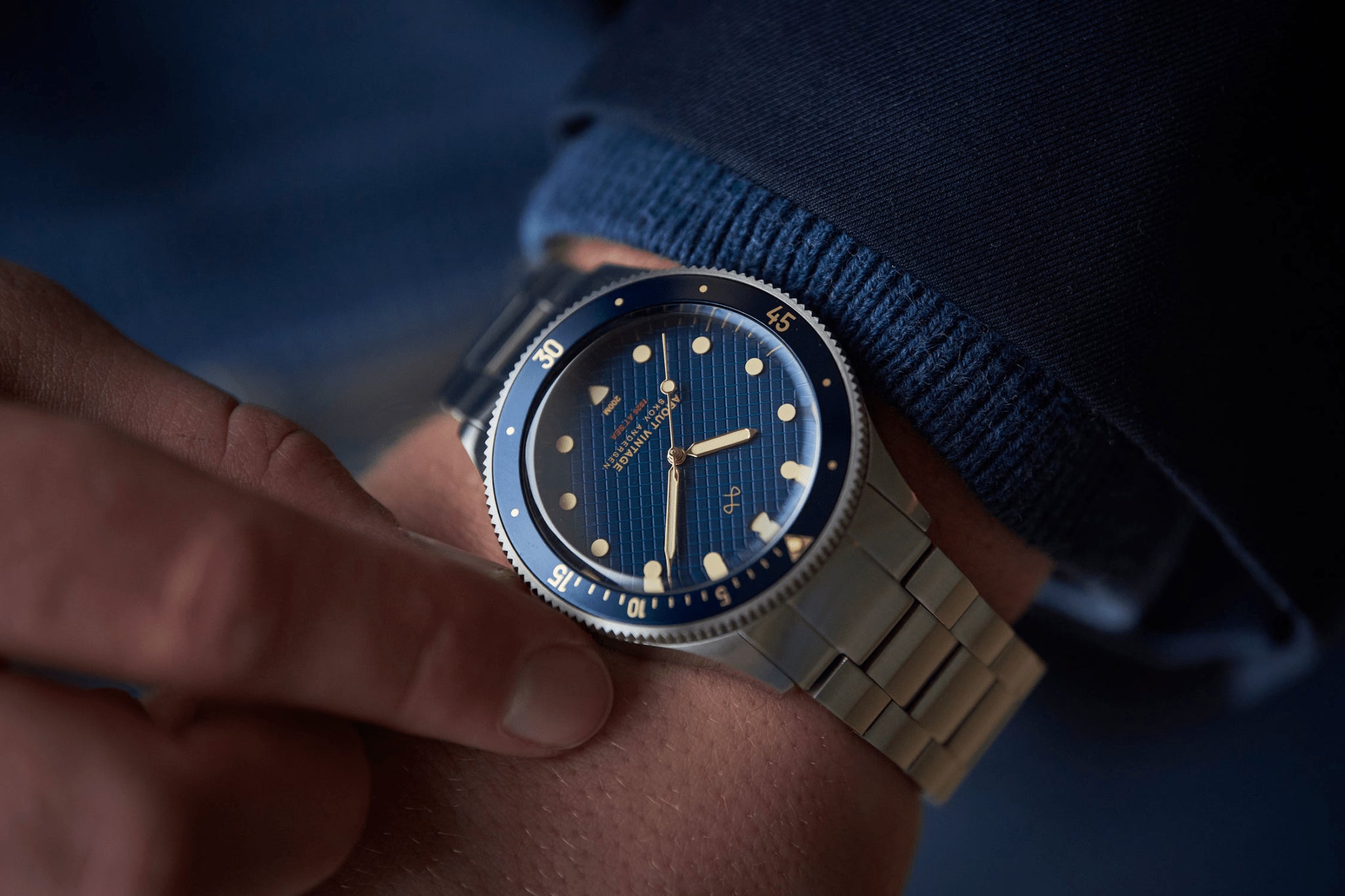 1926 At'sea Blue Turtle Vintage by AV86 vintage-inspired diver with sapphire crystal, rotating bezel, and metal bracelet strap