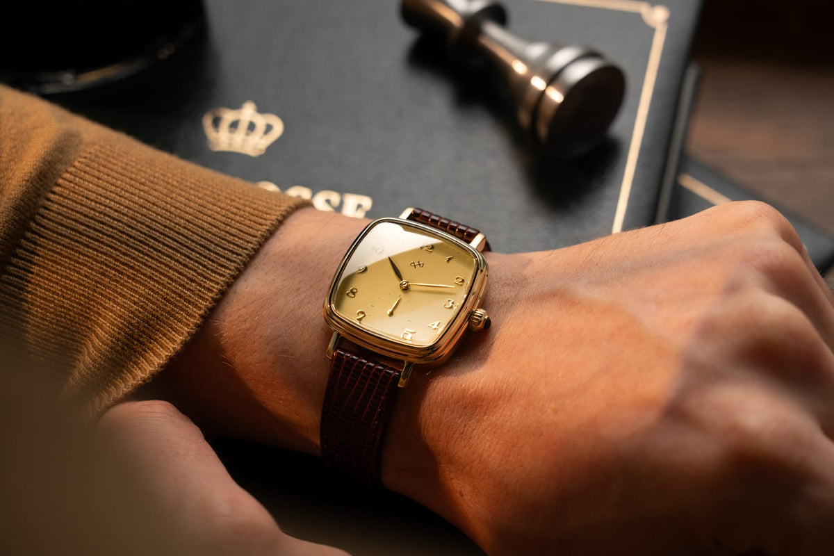 1954 Capri Mechanisch, Gold / Sand