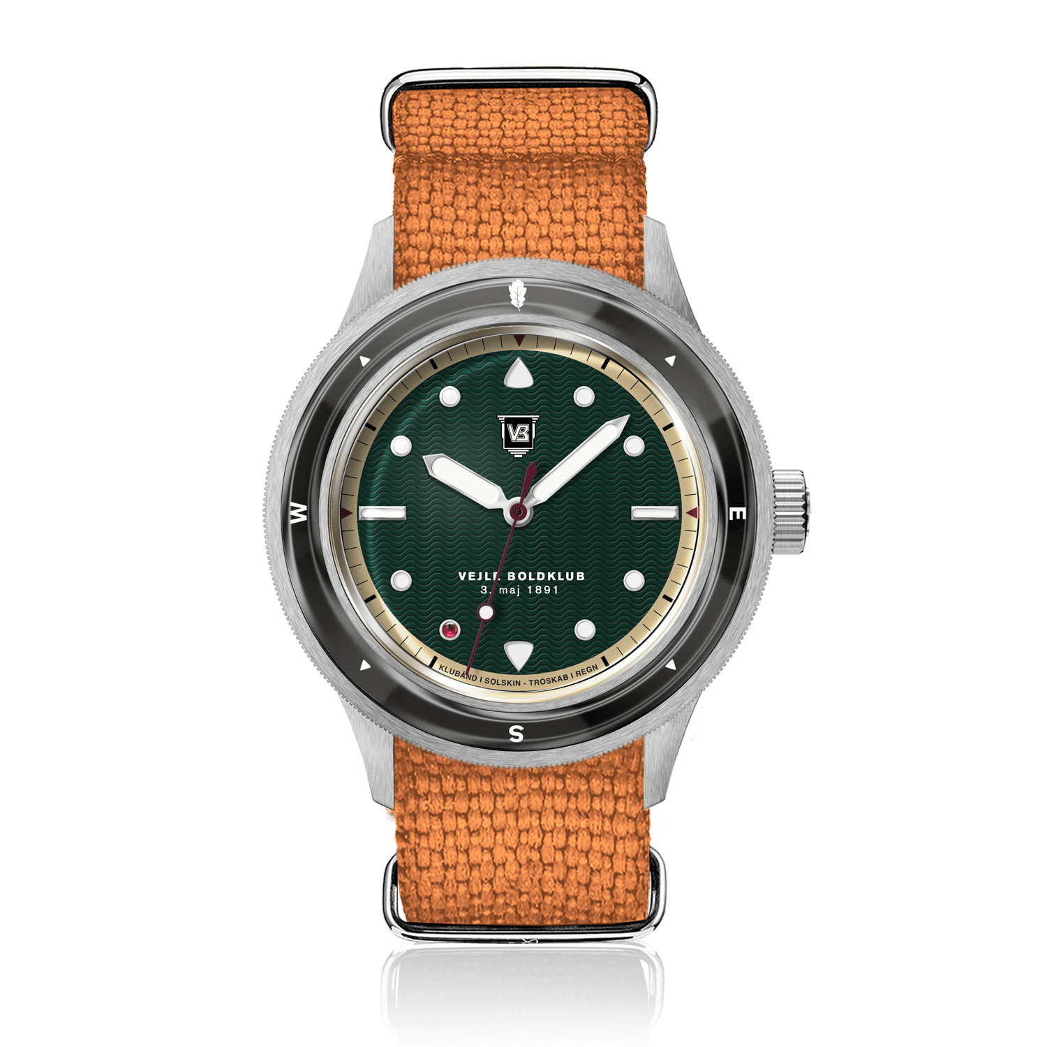 VB Kong Hans Eg, Limited Edition / Forudbestilling by AV86 vintage-inspired diver with compass bezel, sapphire crystal, and fabric strap