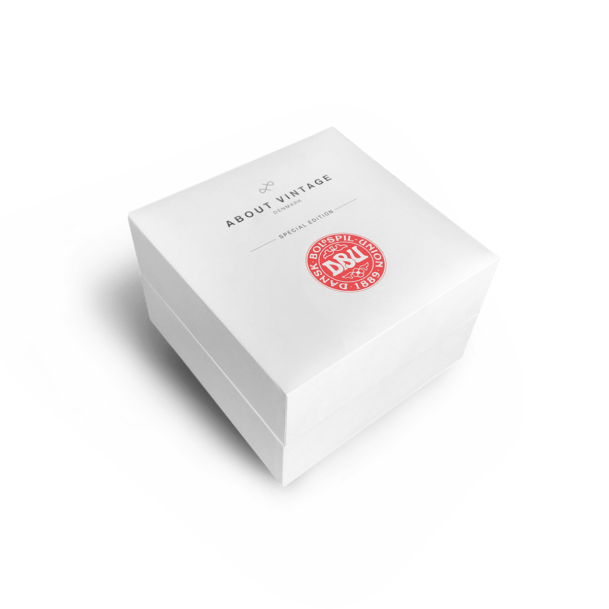 Danmark Det Officielle Landsholdsur, 1889 / DBU – 41mm by AV86 luxury watch packaging box with logo and special edition print