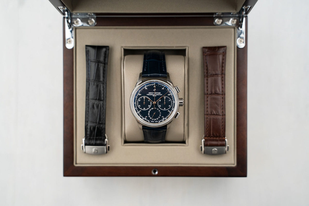 1988 Flyback, Chronograph / Limitierte Edition von AV86: Vintage-inspirierter Chronograph mit Saphirglas und austauschbaren Lederarmbändern