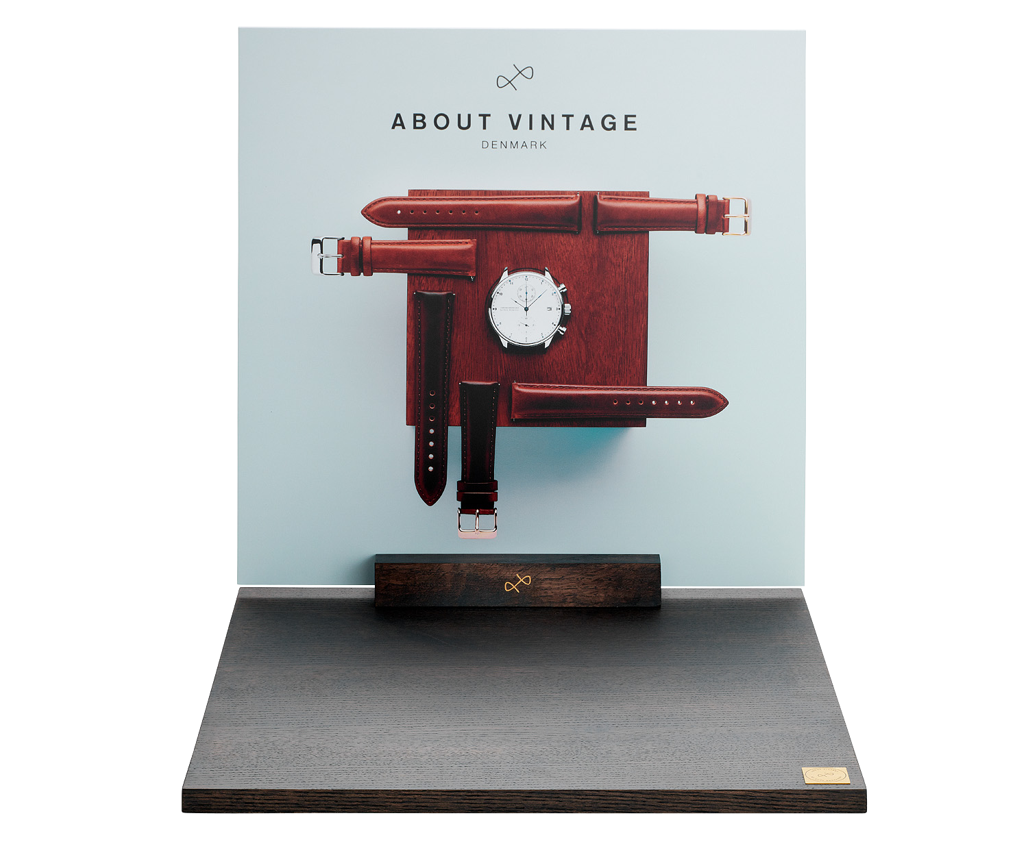 Boards display stand by AV86 with wooden base, multiple leather strap options, designed for vintage-inspired watch presentation