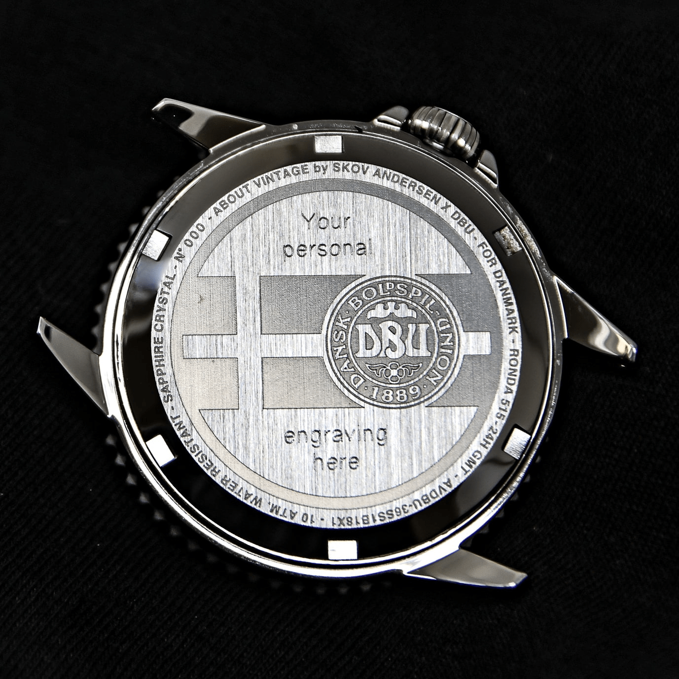 Danmark Det Officielle Landsholdsur, 1889 / DBU – 41mm by AV86 with engraved case back and sapphire crystal, luxury timepiece detail