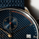 Chronographe de luxe « 1815 Justin Gatlin » par AV86, avec cadran texturé, verre saphir, affichage de la date et bracelet en tissu bleu