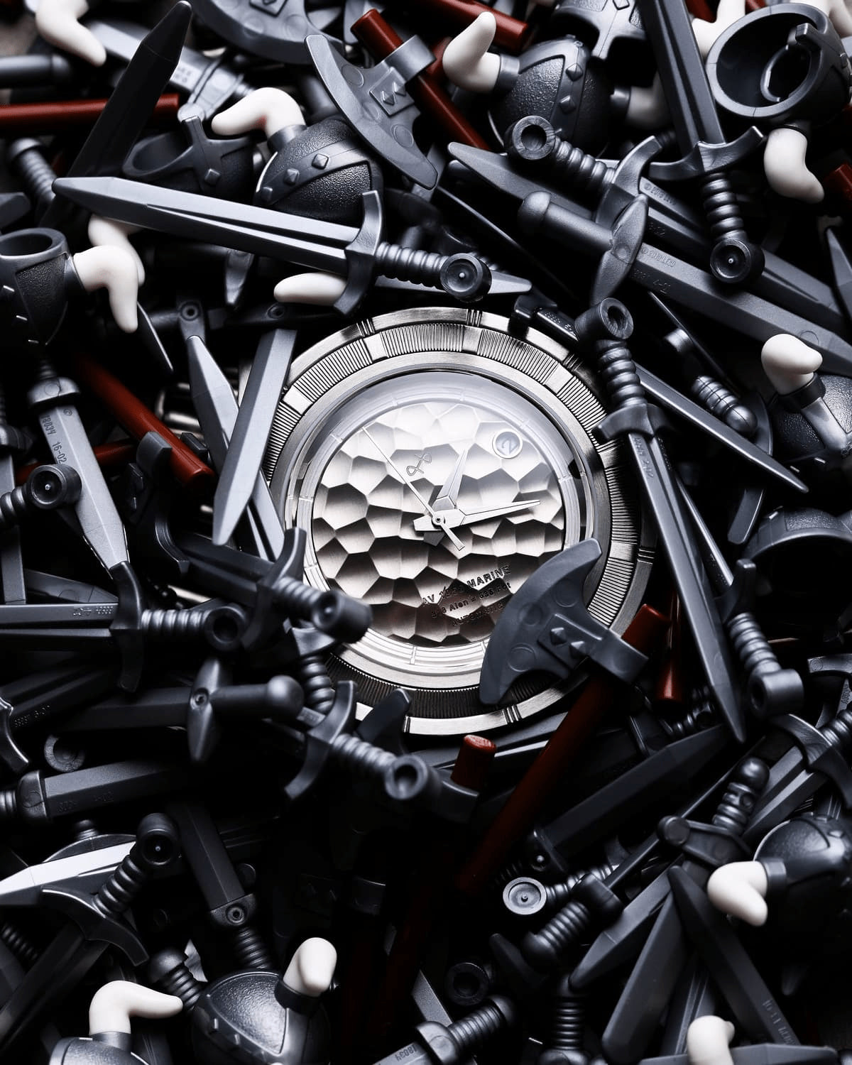 956 Marine Automatic, Seconde / Seconde by AV86 with textured dial, automatic movement, sapphire crystal, and metal bezel detailing in creative setting