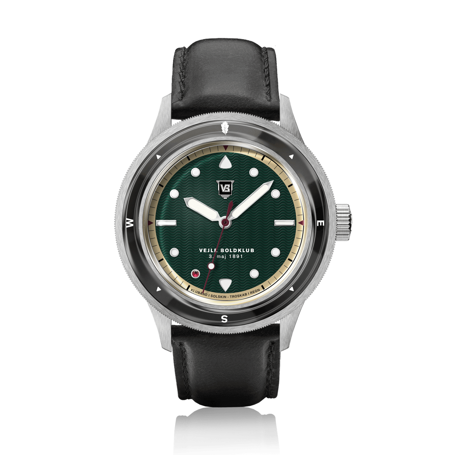 VB Kong Hans Eg, Limited Edition / Forudbestilling by AV86 vintage-inspired diver with compass bezel, sapphire crystal, and black leather strap