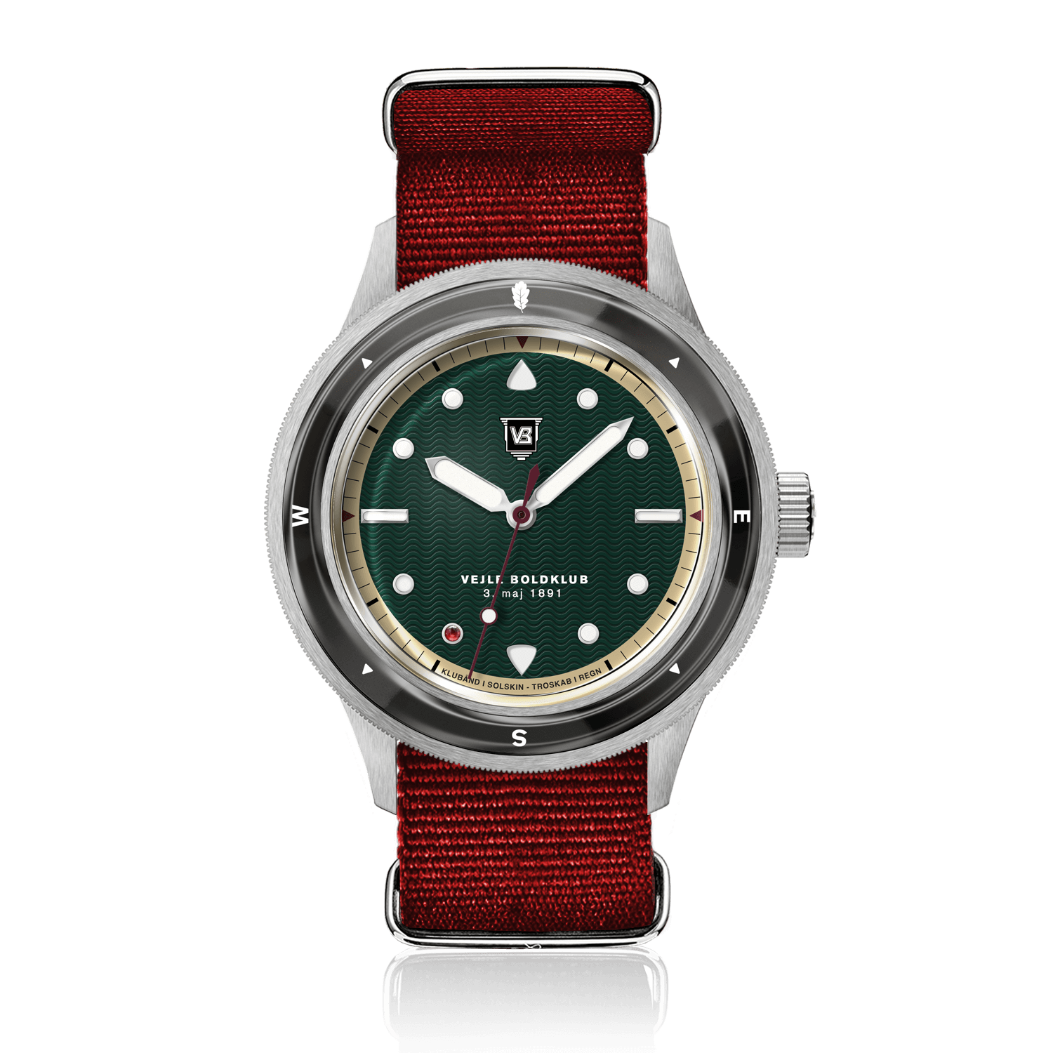 VB Kong Hans Eg, Limited Edition / Forudbestilling by AV86 vintage-inspired diver with compass bezel, sapphire crystal, and nylon strap