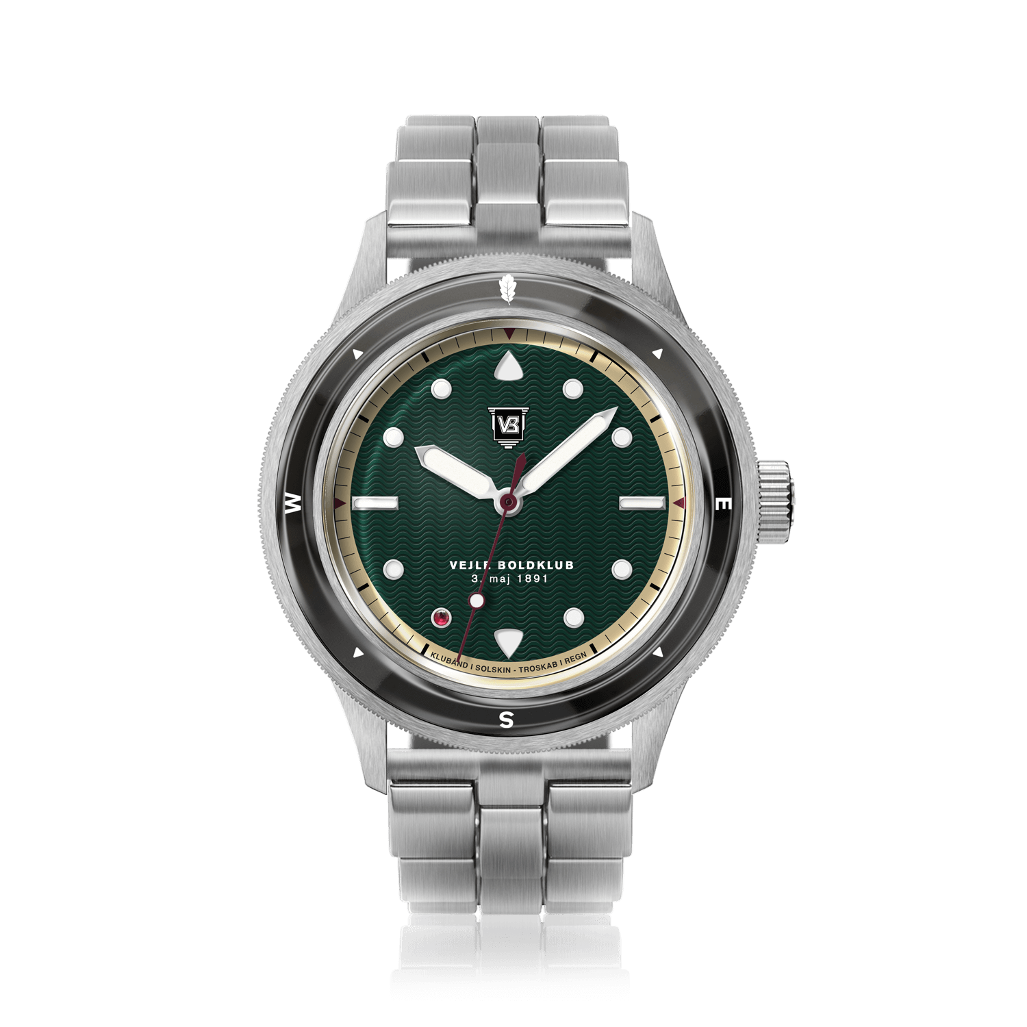 VB Kong Hans Eg, Limited Edition / Forudbestilling by AV86 vintage-inspired diver with compass bezel, sapphire crystal, and metal bracelet strap