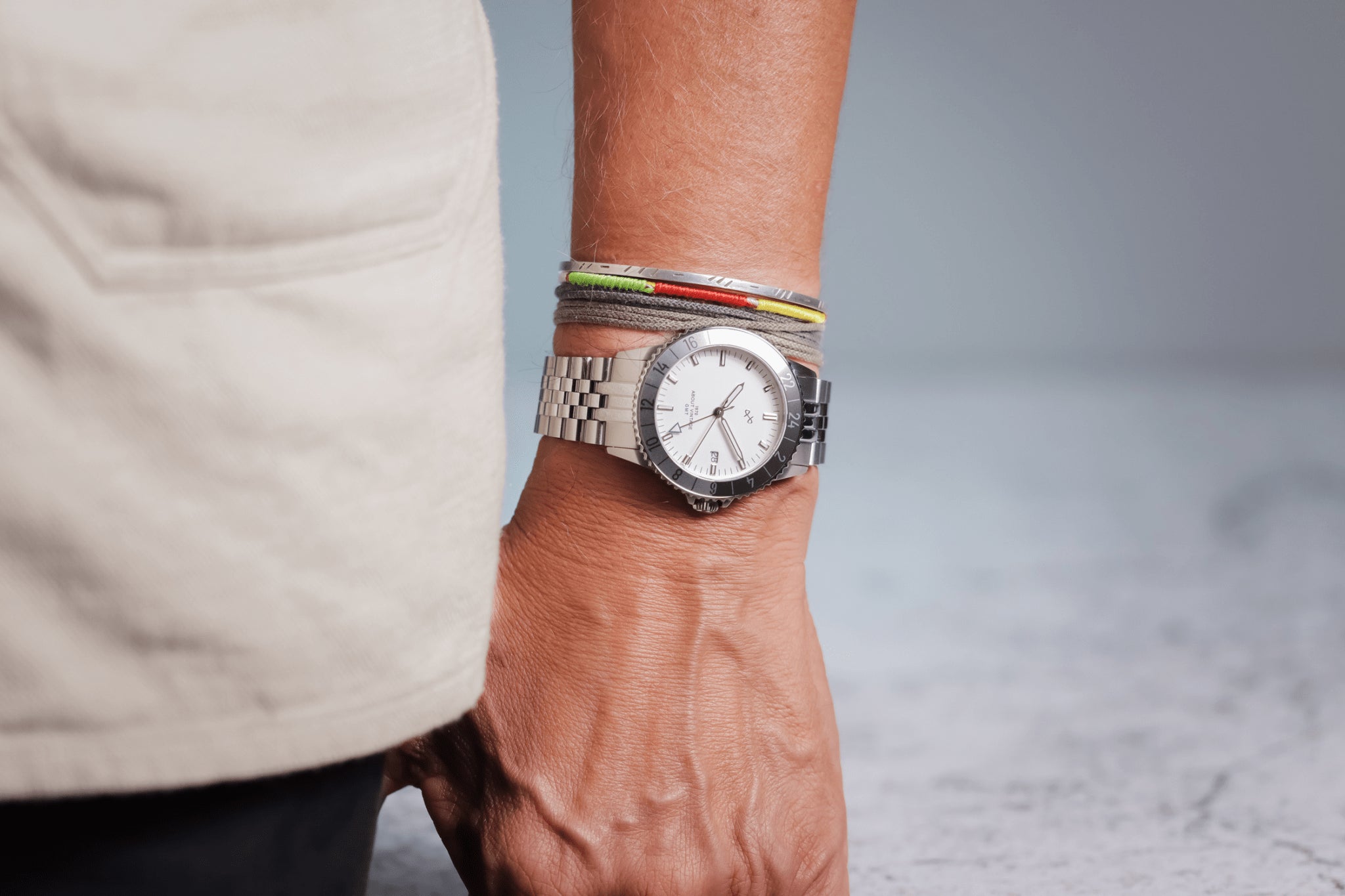 1970 Glacier GMT Automatic by AV86 with vintage-inspired dial, GMT bezel, sapphire crystal, and stainless steel bracelet strap